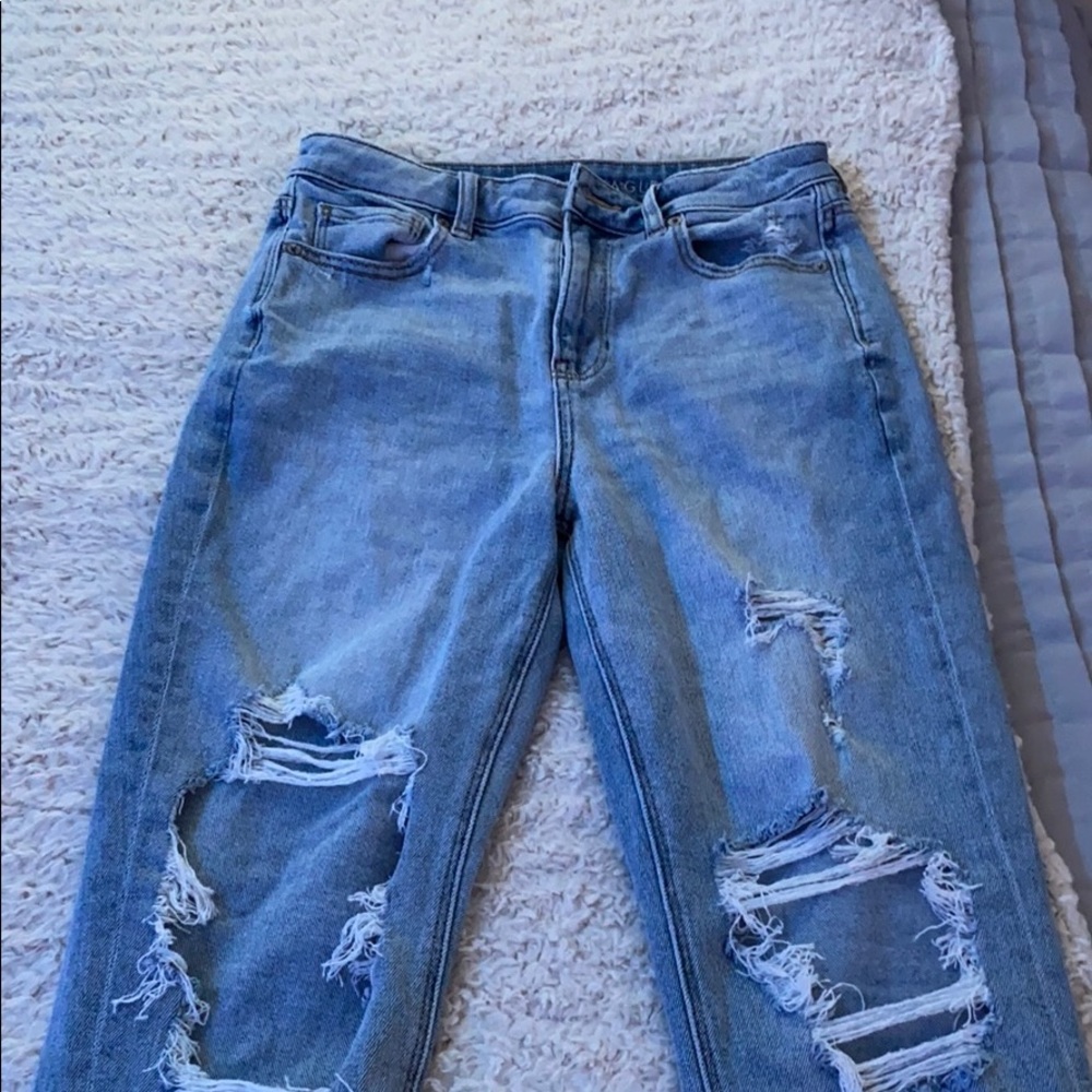 american eagle mom jeans
